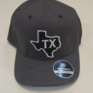 TOP OF THE WORLD|Texas Black White Gray Towner Flex Fit Hat|Size M/L